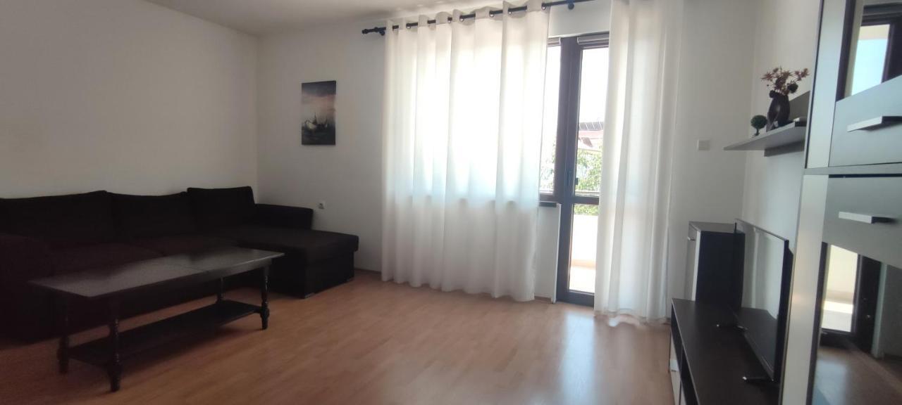 Yanevi Apartments Черноморец Экстерьер фото