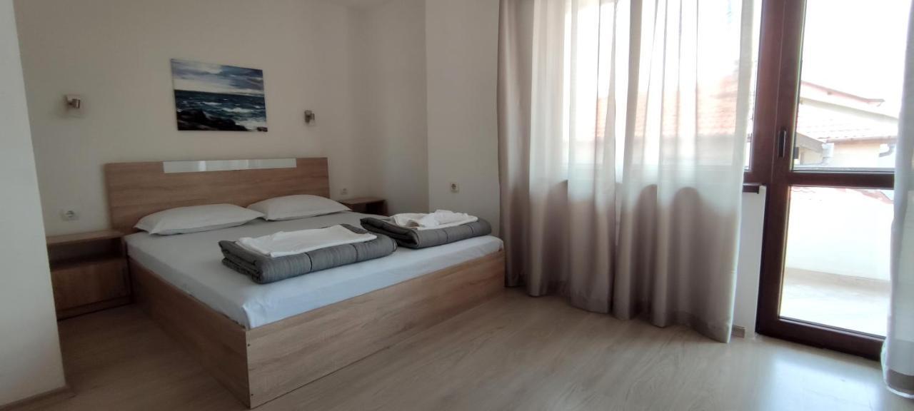 Yanevi Apartments Черноморец Экстерьер фото