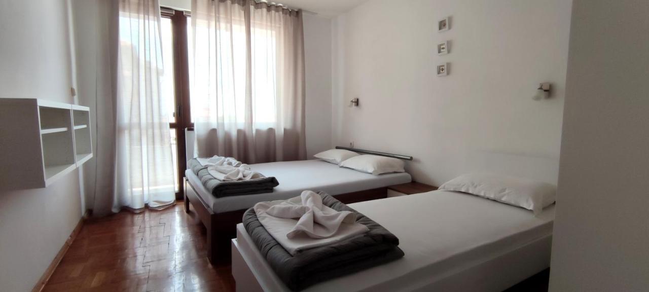 Yanevi Apartments Черноморец Экстерьер фото