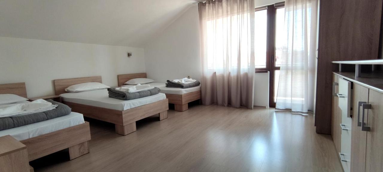 Yanevi Apartments Черноморец Экстерьер фото