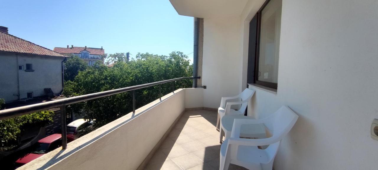 Yanevi Apartments Черноморец Экстерьер фото